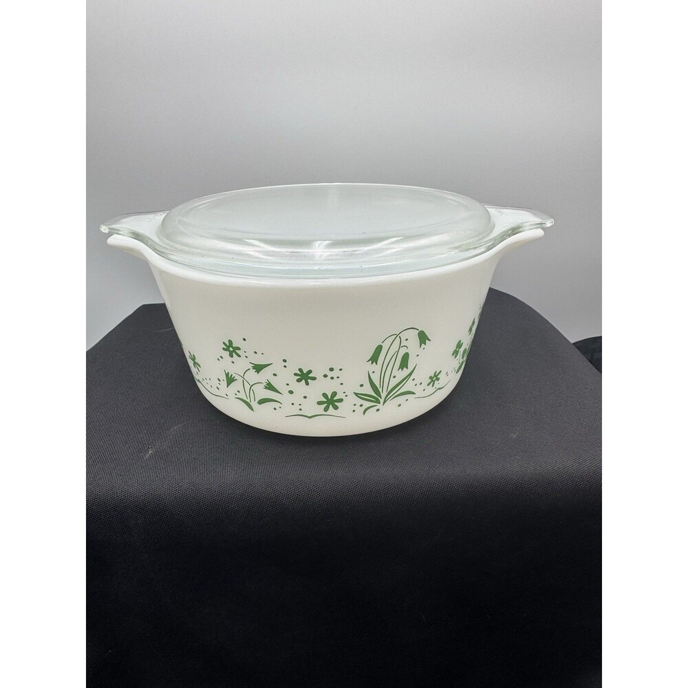 Pyrex Bride’s Promotional Dish With Lid